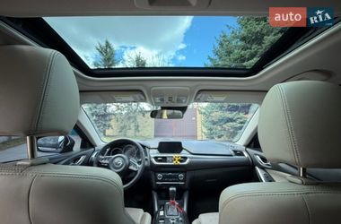 Седан Mazda 6 2016 в Днепре