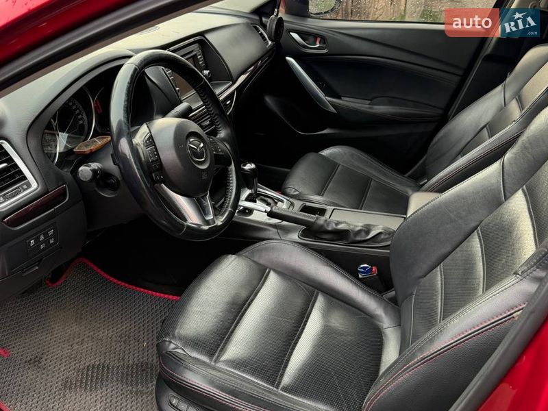 Седан Mazda 6 2014 в Радомышле