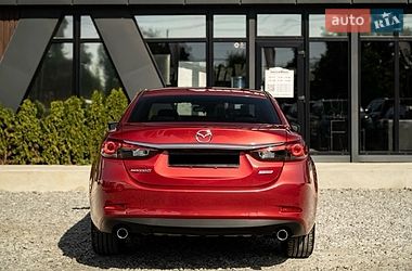 Седан Mazda 6 2017 в Черновцах
