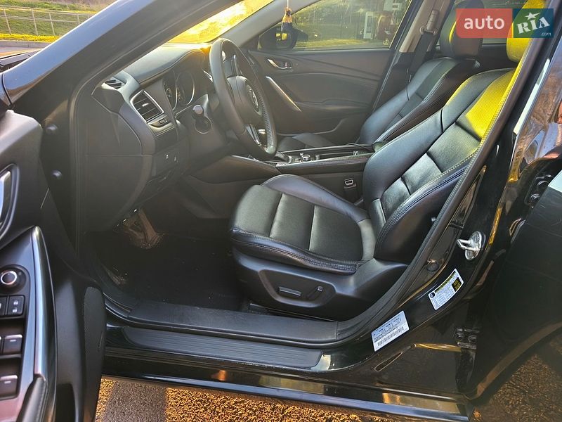 Седан Mazda 6 2016 в Александрие