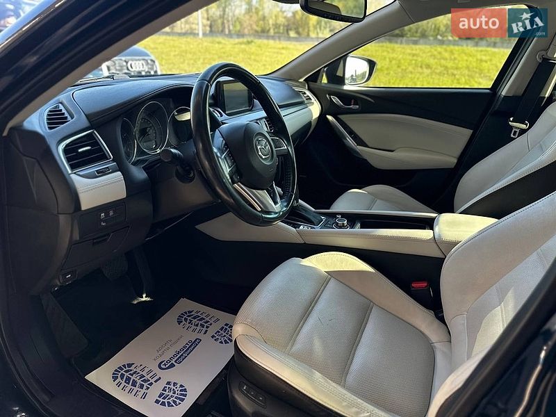 Седан Mazda 6 2016 в Киеве