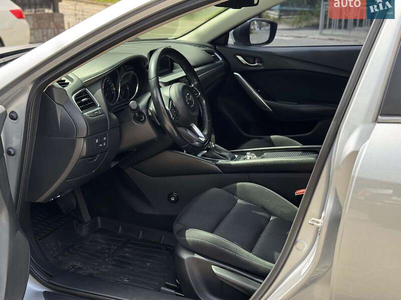 Седан Mazda 6 2017 в Киеве