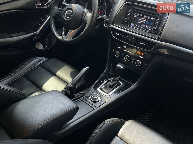 Седан Mazda 6 2014 в Киеве
