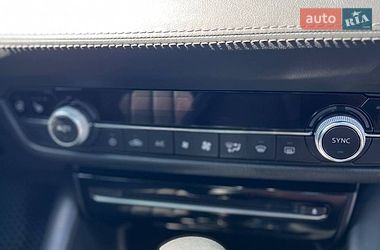 Седан Mazda 6 2019 в Киеве