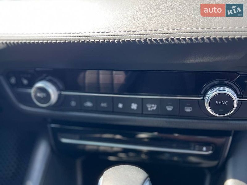 Седан Mazda 6 2019 в Киеве