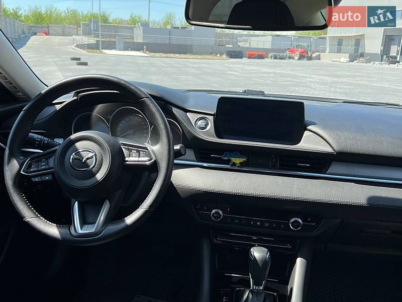 Седан Mazda 6 2019 в Киеве