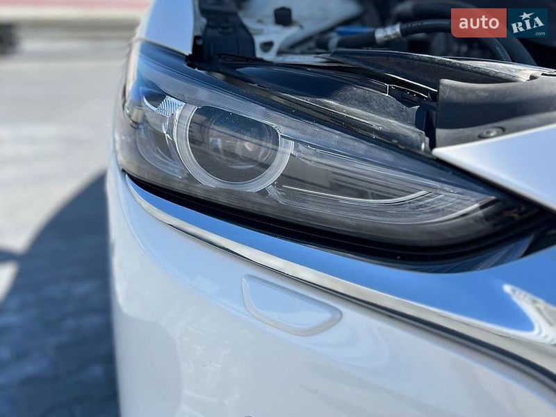 Седан Mazda 6 2019 в Киеве