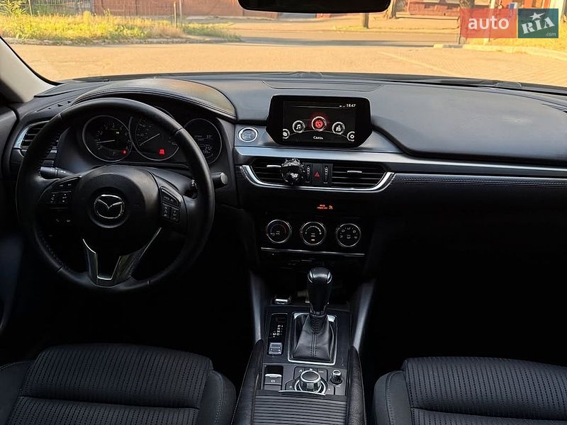 Седан Mazda 6 2016 в Львове