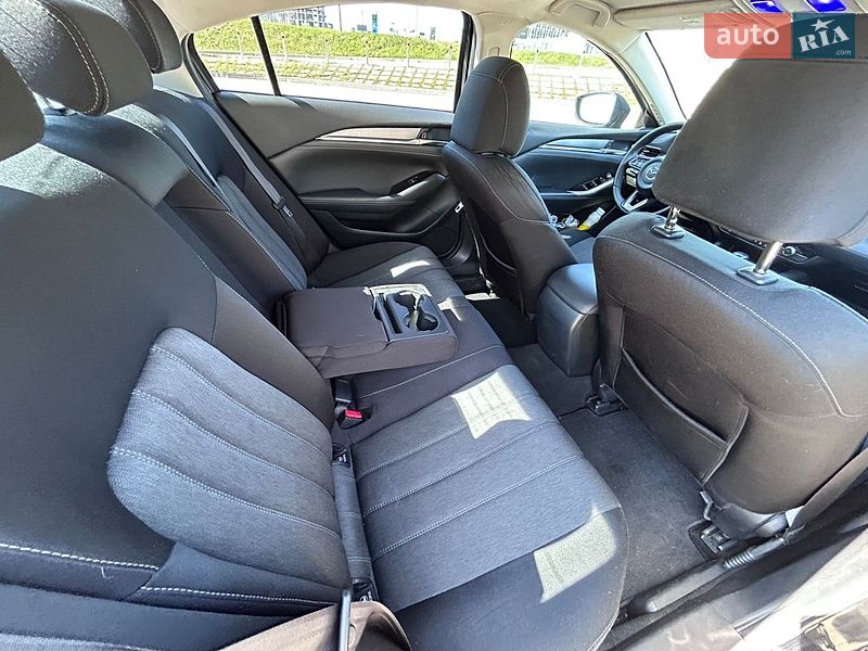 Седан Mazda 6 2019 в Киеве