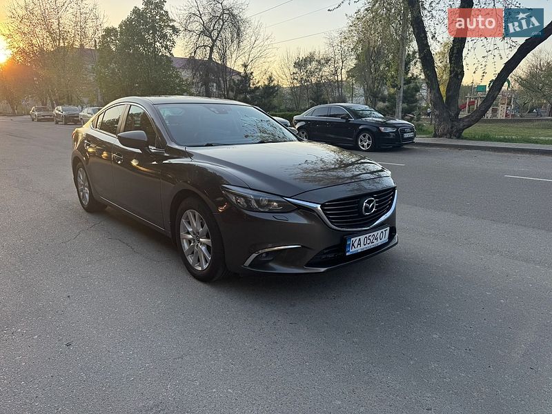 Седан Mazda 6 2016 в Киеве