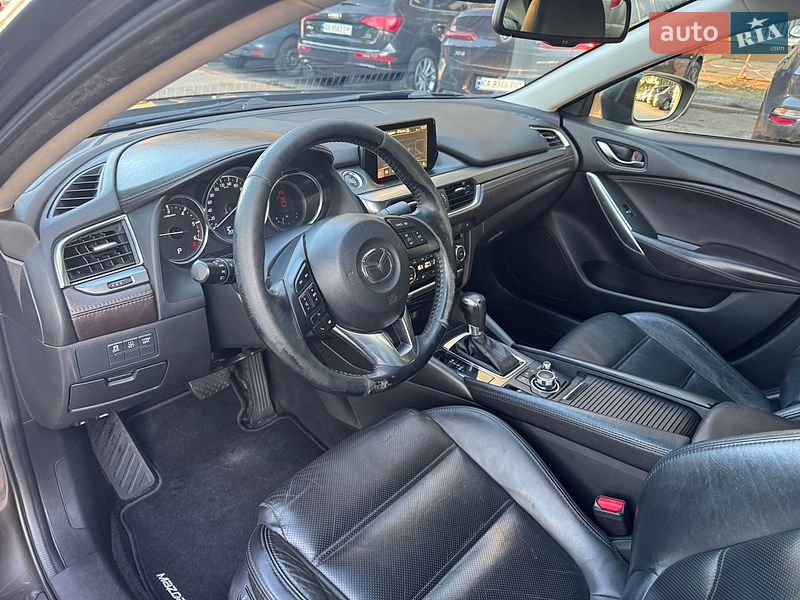 Седан Mazda 6 2016 в Киеве