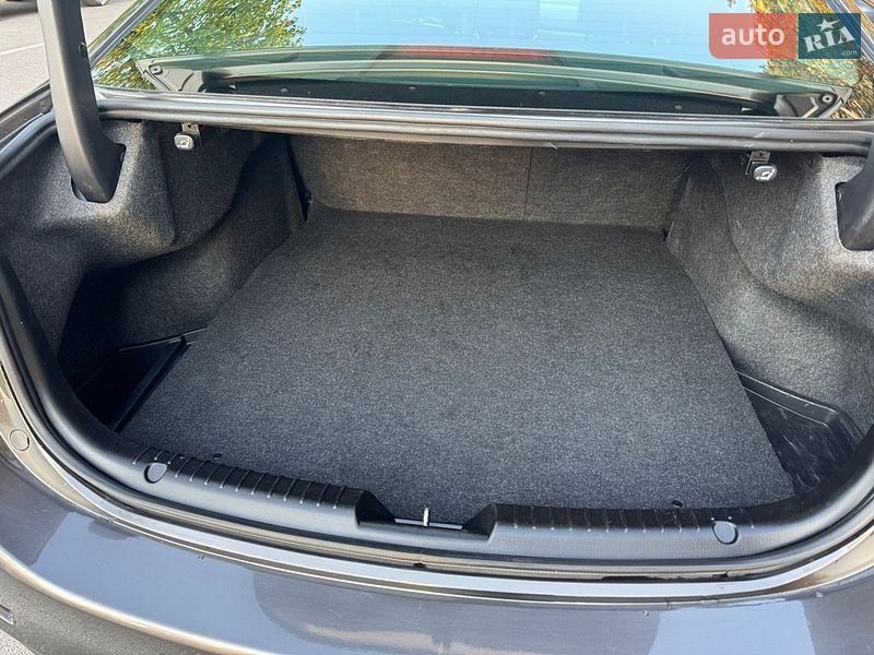 Седан Mazda 6 2016 в Киеве