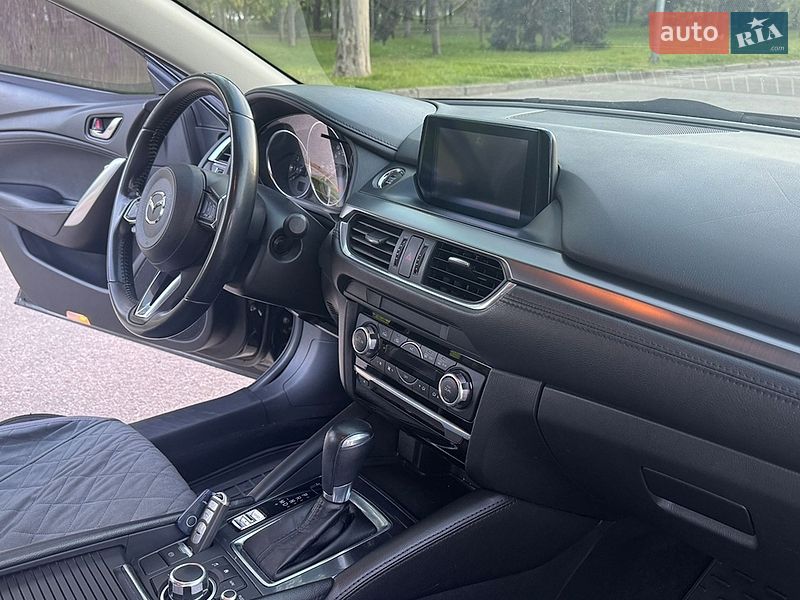Седан Mazda 6 2017 в Одессе