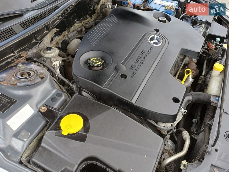 Седан Mazda 6 2002 в Золочеве