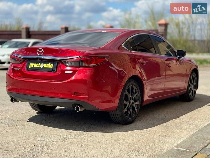 Седан Mazda 6 2014 в Днепре
