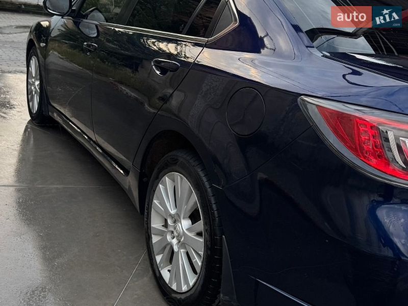 Седан Mazda 6 2009 в Чернівцях