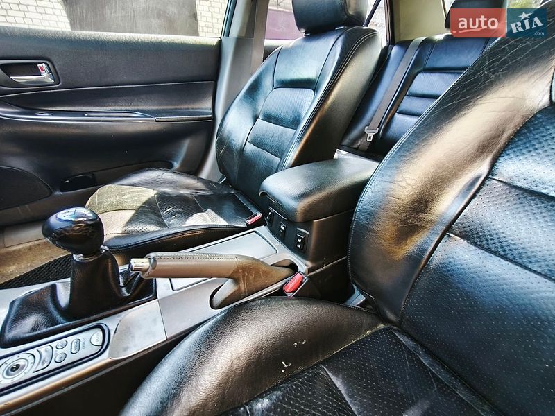 Универсал Mazda 6 2003 в Харькове