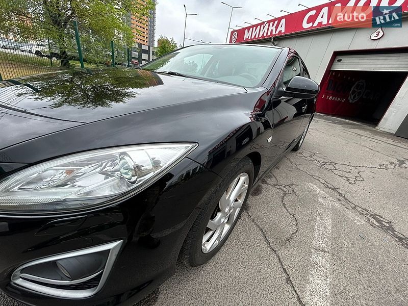 Седан Mazda 6 2011 в Киеве