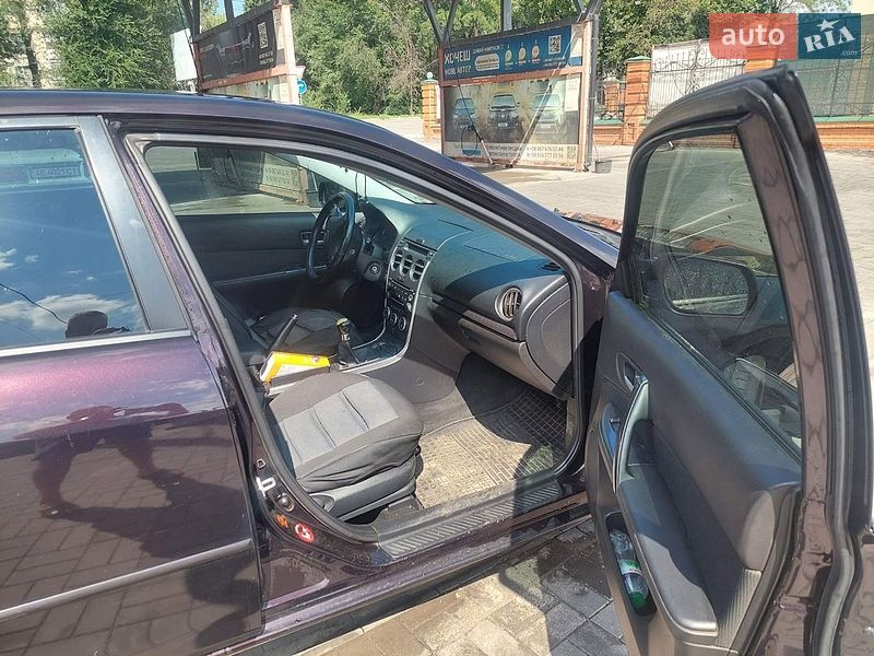 Седан Mazda 6 2006 в Новомосковске
