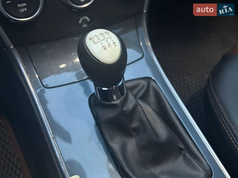 Седан Mazda 6 2006 в Киеве