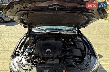 Седан Mazda 6 2016 в Белогородке