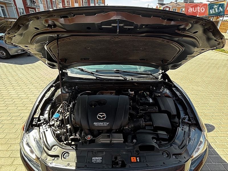 Седан Mazda 6 2016 в Белогородке