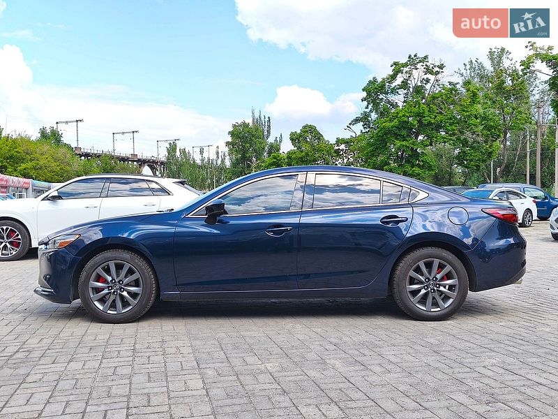 Седан Mazda 6 2018 в Днепре
