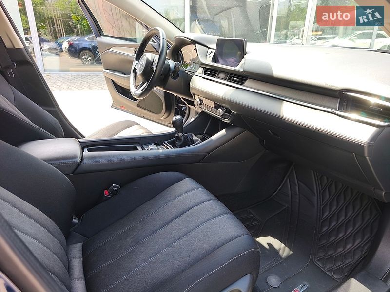 Седан Mazda 6 2018 в Днепре