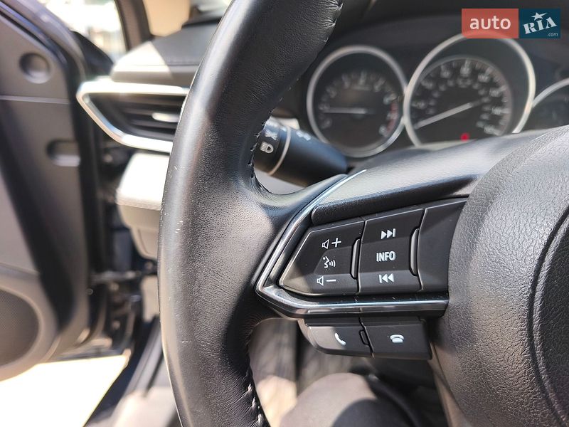 Седан Mazda 6 2018 в Днепре