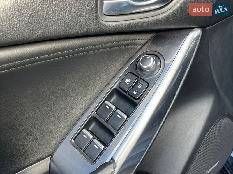 Седан Mazda 6 2015 в Кривому Розі
