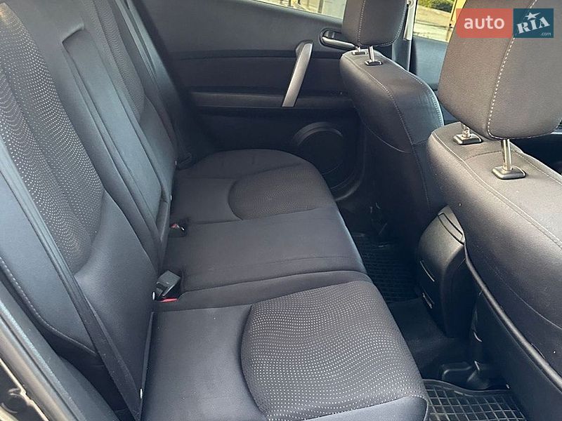 Лифтбек Mazda 6 2009 в Баранинцах