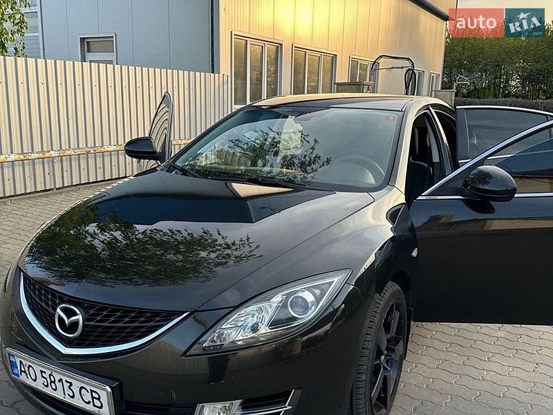 Лифтбек Mazda 6 2009 в Баранинцах