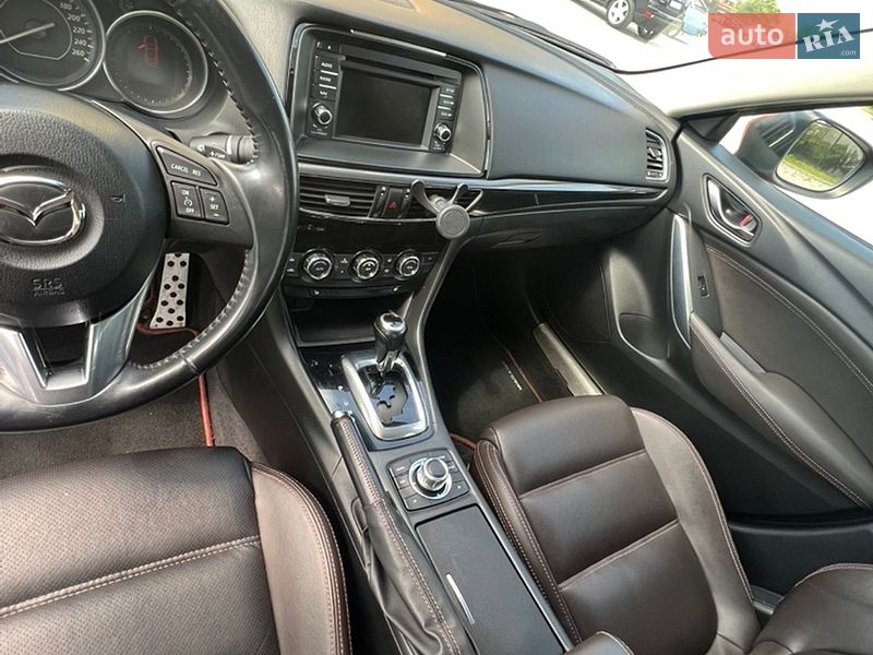 Седан Mazda 6 2014 в Луцке