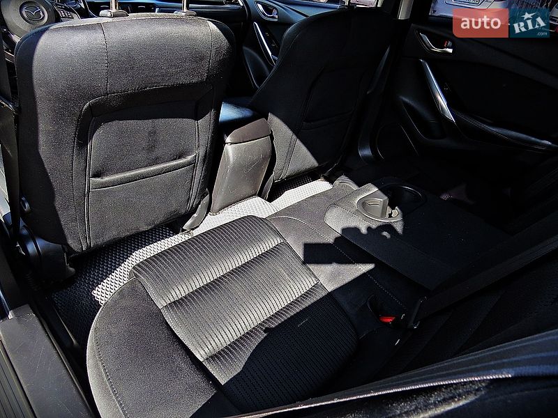 Седан Mazda 6 2014 в Черкассах