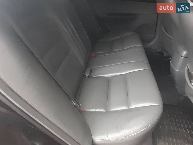 Седан Mazda 6 2003 в Броварах