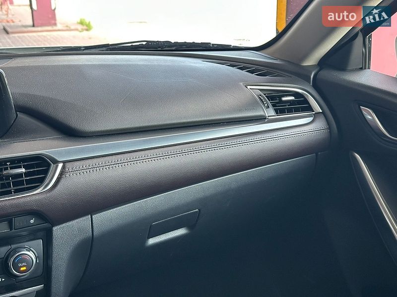 Універсал Mazda 6 2016 в Києві