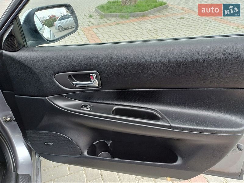 Седан Mazda 6 2002 в Золочеве