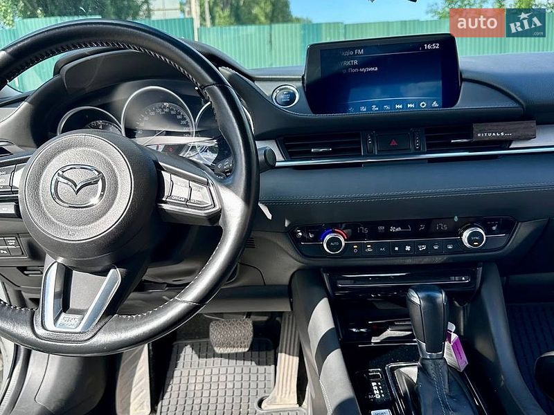 Седан Mazda 6 2019 в Киеве