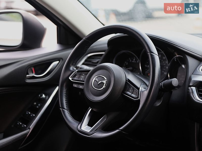 Седан Mazda 6 2017 в Киеве