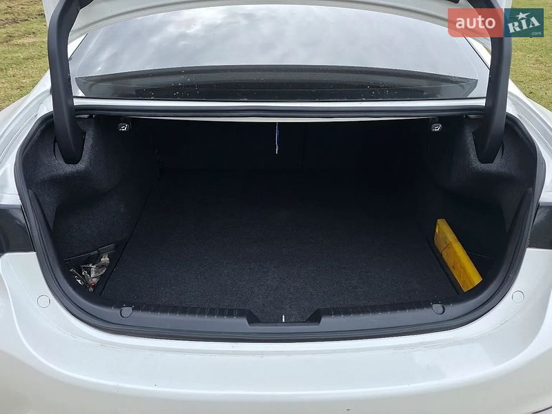 Седан Mazda 6 2021 в Хмельницком