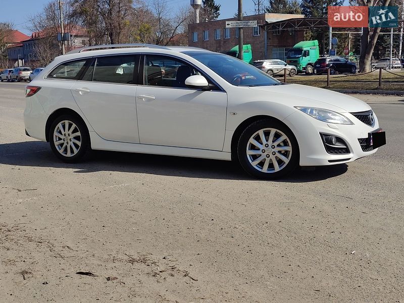 Универсал Mazda 6 2010 в Луцке