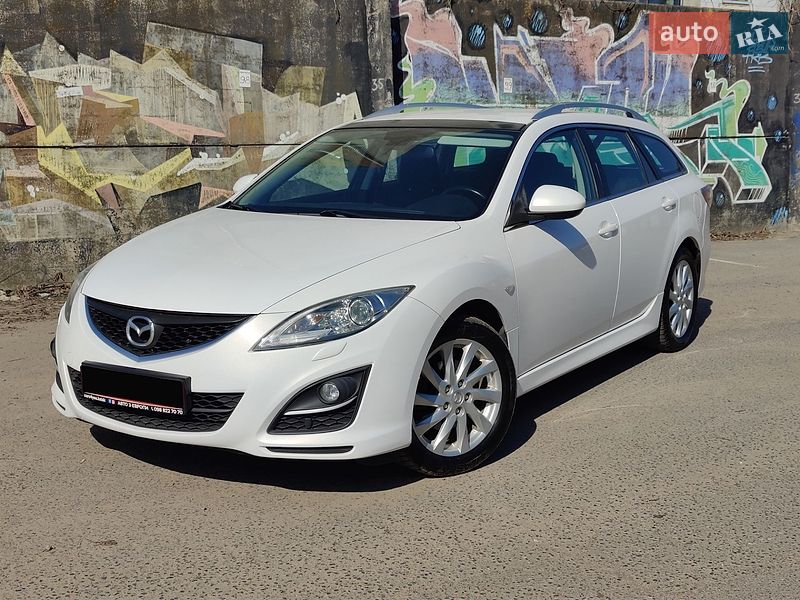 Универсал Mazda 6 2010 в Луцке