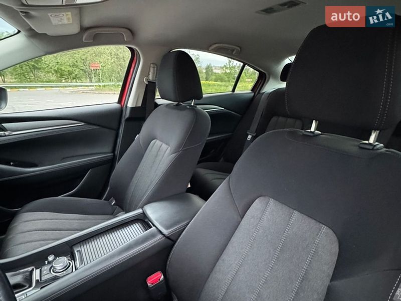Седан Mazda 6 2018 в Киеве