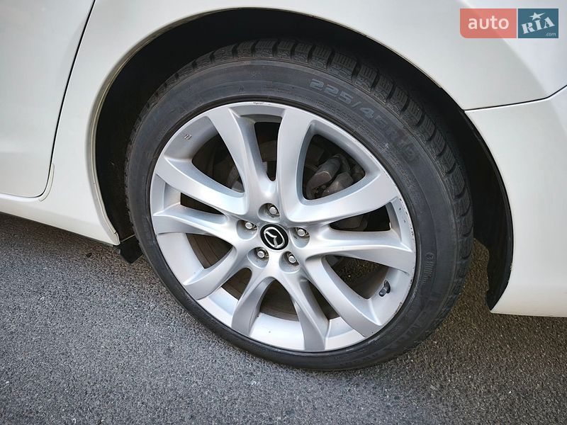 Седан Mazda 6 2014 в Києві