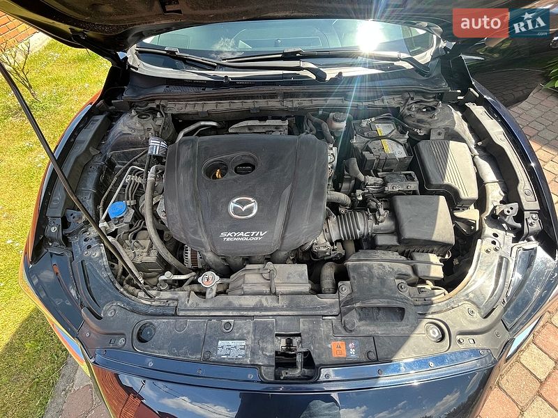 Седан Mazda 6 2018 в Львове