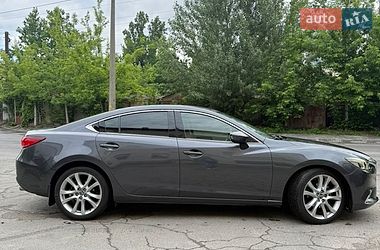 Седан Mazda 6 2016 в Киеве