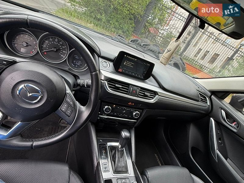Седан Mazda 6 2016 в Киеве