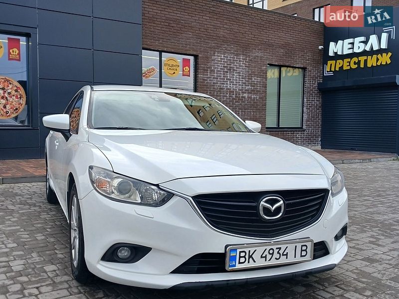 Седан Mazda 6 2013 в Нетешине