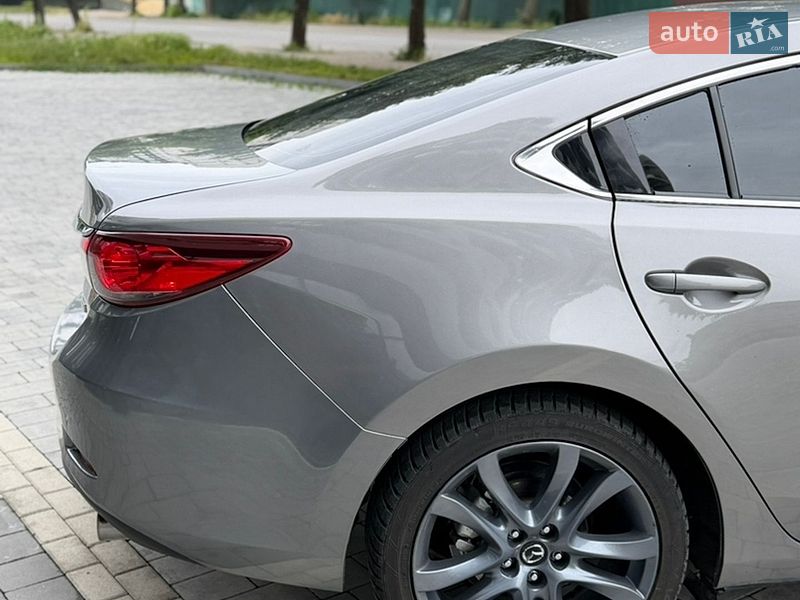 Седан Mazda 6 2013 в Черновцах