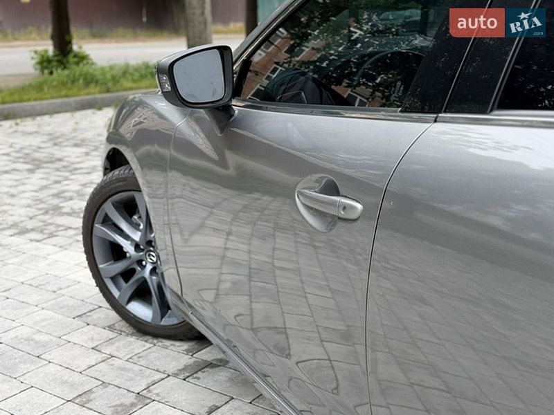 Седан Mazda 6 2013 в Черновцах